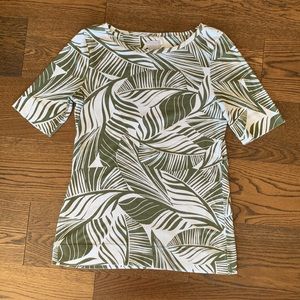 Chicos NWOT tropical tee lightweight, soft Pima cotton size 00 in green & white